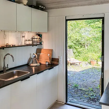 2 Bedroom Gorgeous In